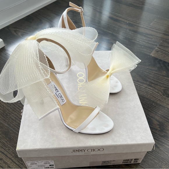 Like New Jimmy Choo White Aveline 100 - Picture 1 of 8